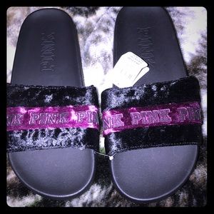 PINK VS slides BNWT Women's size SMALL